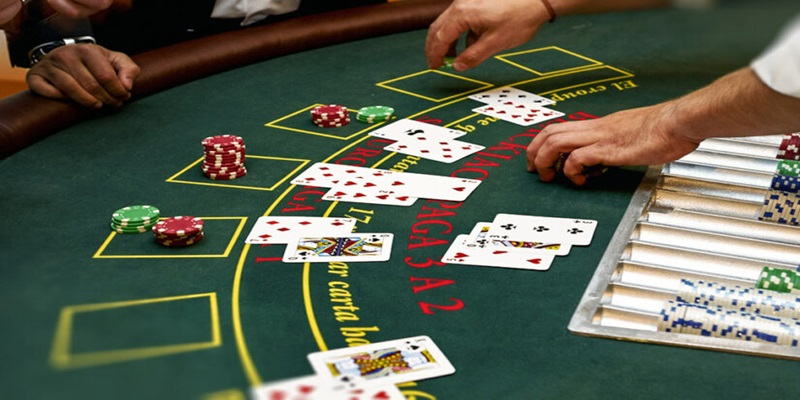 Sâm lốc là tựa game bài có sức hút khủng tại Việt Nam